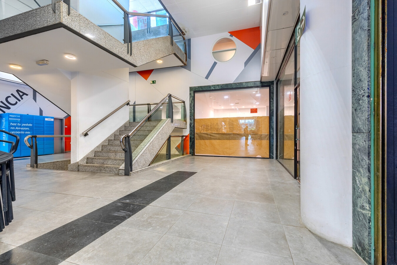Avenida Provincias, 18, Fuenlabrada, MAD 28941 - - - Interior Photo - Image 1 of 13