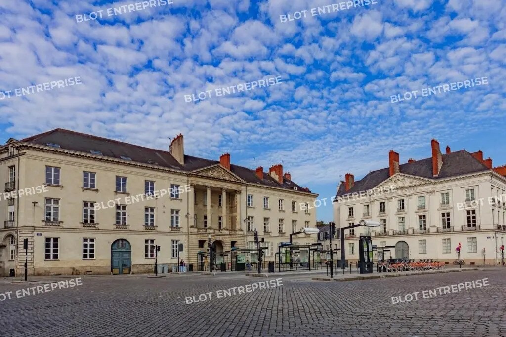 Immeuble residentiel dans Nantes à vendre Photo du bâtiment- Image 1 de 12