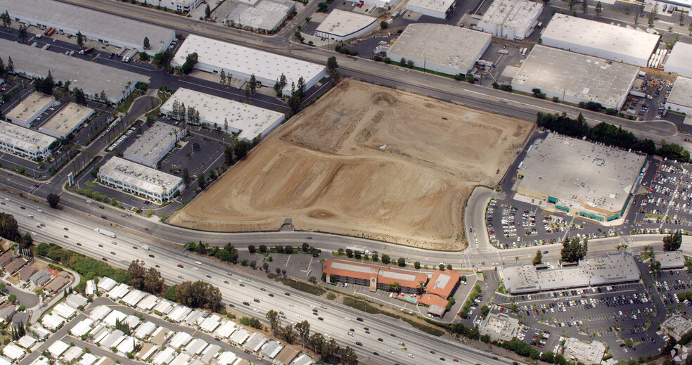 18885 Gale Ave., Rowland Heights, CA à louer - Photo du b timent - Image 3 de 5