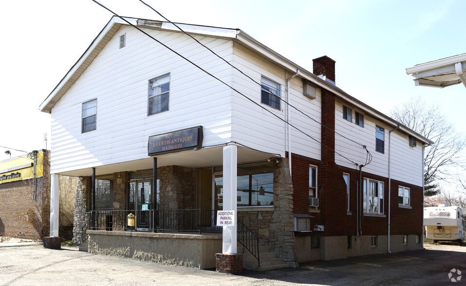 8405 Reading Rd, Cincinnati, OH for sale - Building Photo - Image 2 of 3