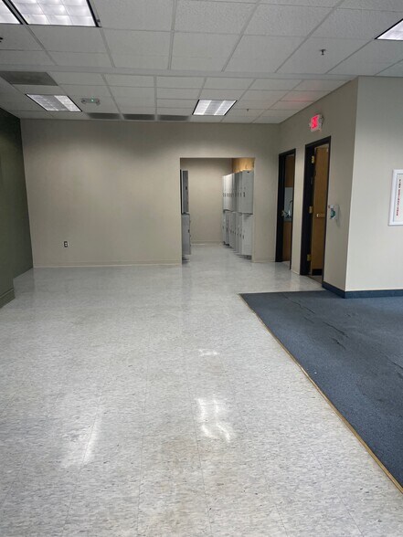 355 Kinoole St, Hilo, HI à louer - Photo du bâtiment - Image 2 de 5