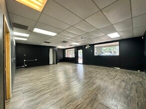 3420-3440 N St Marys St, San Antonio, TX for lease Building Photo- Image 2 of 5