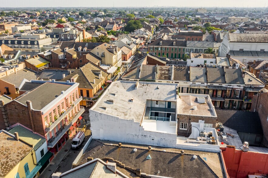 640 Royal St, New Orleans, LA à louer - Photo du bâtiment - Image 2 de 15