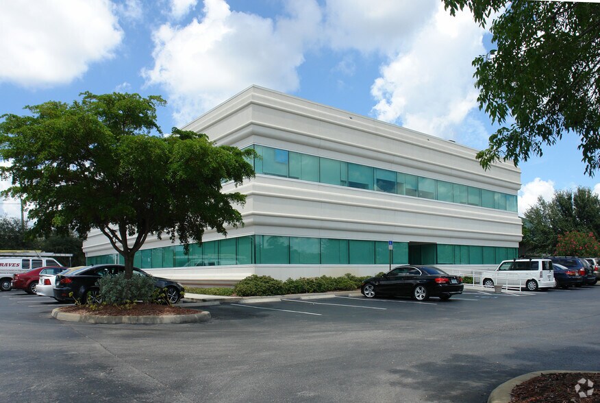 13131 University Dr, Fort Myers, FL à louer - Photo du bâtiment - Image 2 de 8