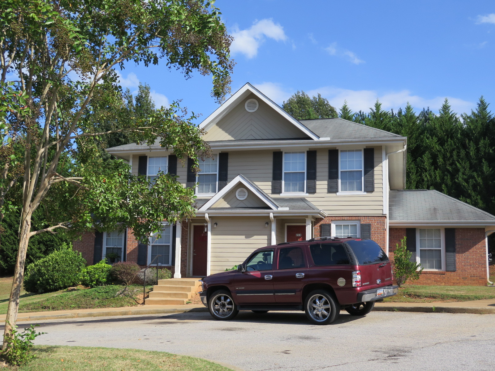 325 Jefferies Ln, Spartanburg, SC à vendre Photo principale- Image 1 de 1