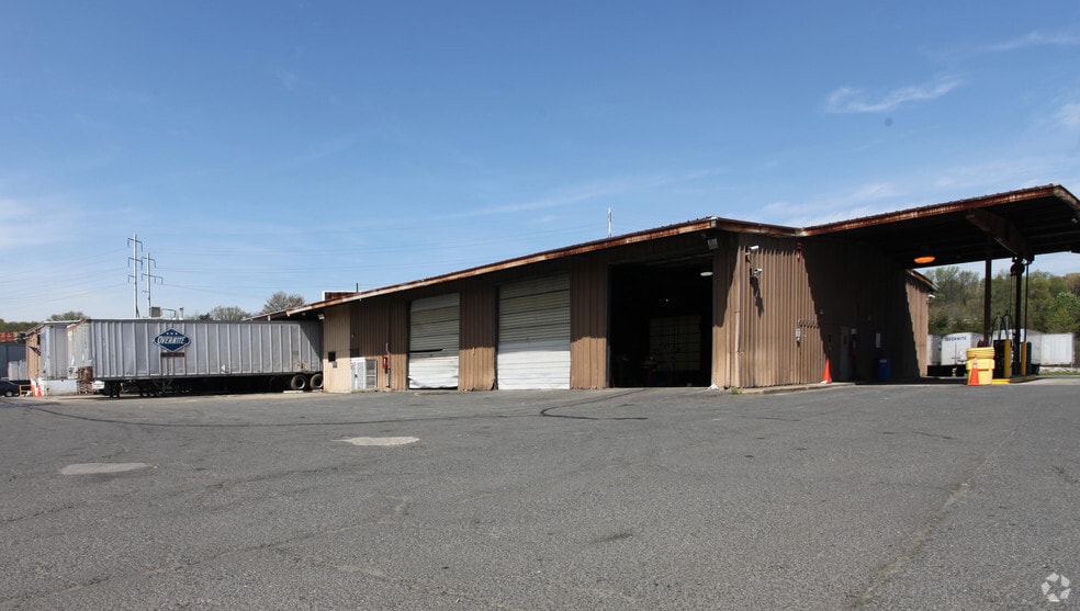 2400 Beaver Rd, Landover, MD for lease - Building Photo - Image 3 of 4