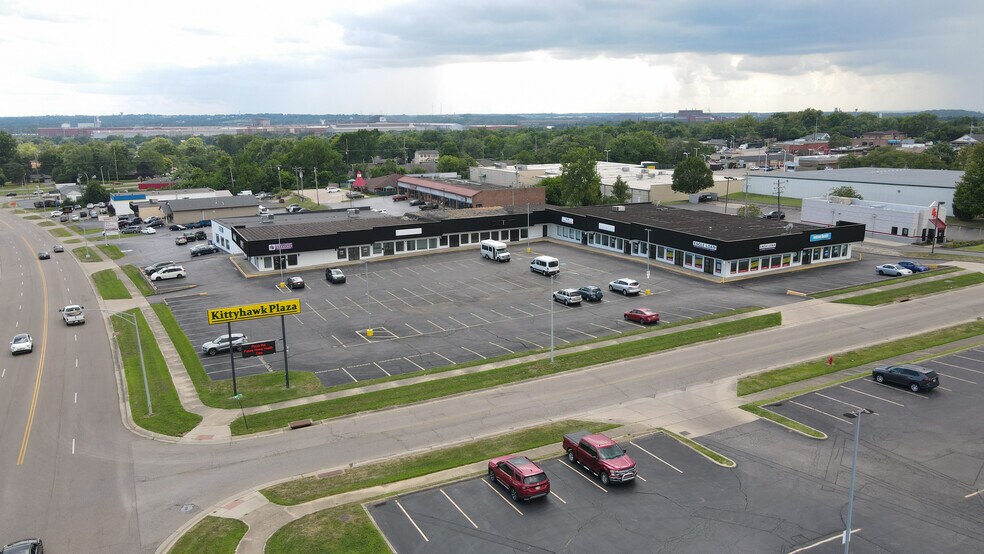 4462-4498 Marie Dr, Middletown, OH à louer - Photo du bâtiment - Image 2 de 3