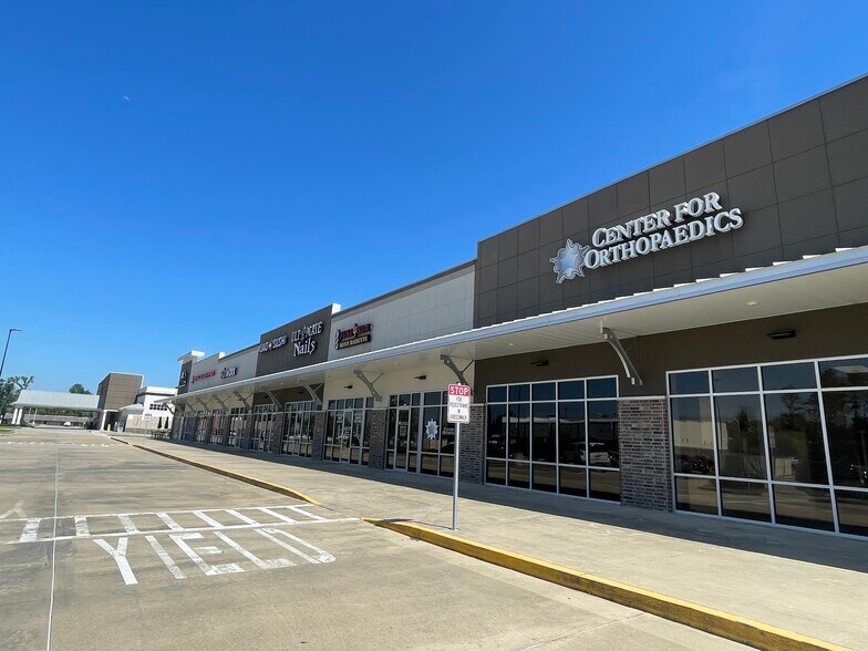 1355 Sam Houston Jones Pky, Moss Bluff, LA à louer - Photo du bâtiment - Image 3 de 4