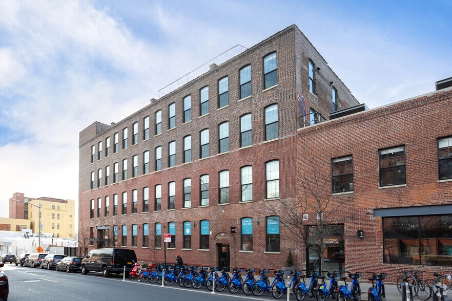 92 3rd St, Brooklyn, NY for lease - Building Photo - Image 1 of 9