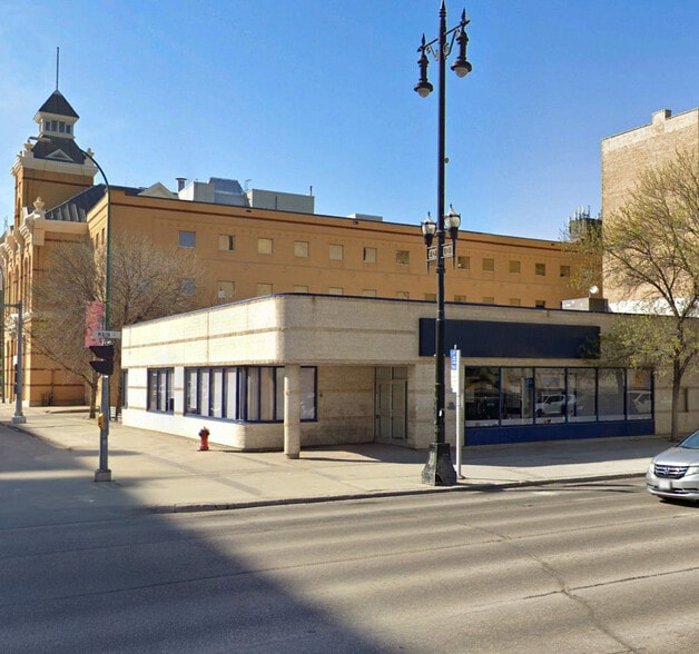 540 Main St, Winnipeg, MB for sale - Building Photo - Image 2 of 9