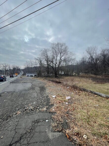 500 N Highland Ave, Nyack, NY à louer - Photo du bâtiment - Image 2 de 6