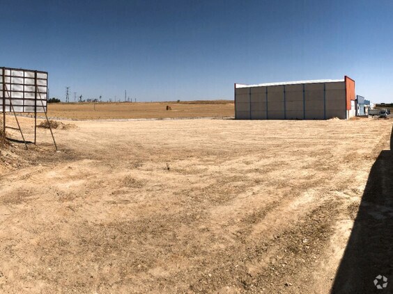 Industrial in Torrijos, Toledo for sale Primary Photo- Image 1 of 5