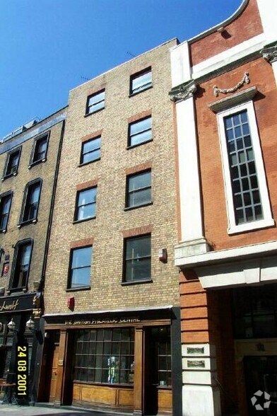107 Charterhouse St, Londres à louer - Photo du bâtiment - Image 2 de 9