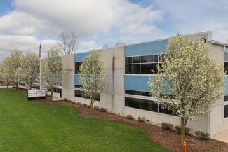 More details for 2140 Oak Industrial Dr NE, Grand Rapids, MI - Industrial for Lease