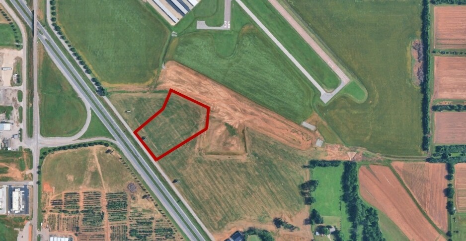 0 airport road, Goldsby, OK à vendre - Photo du bâtiment - Image 3 de 17