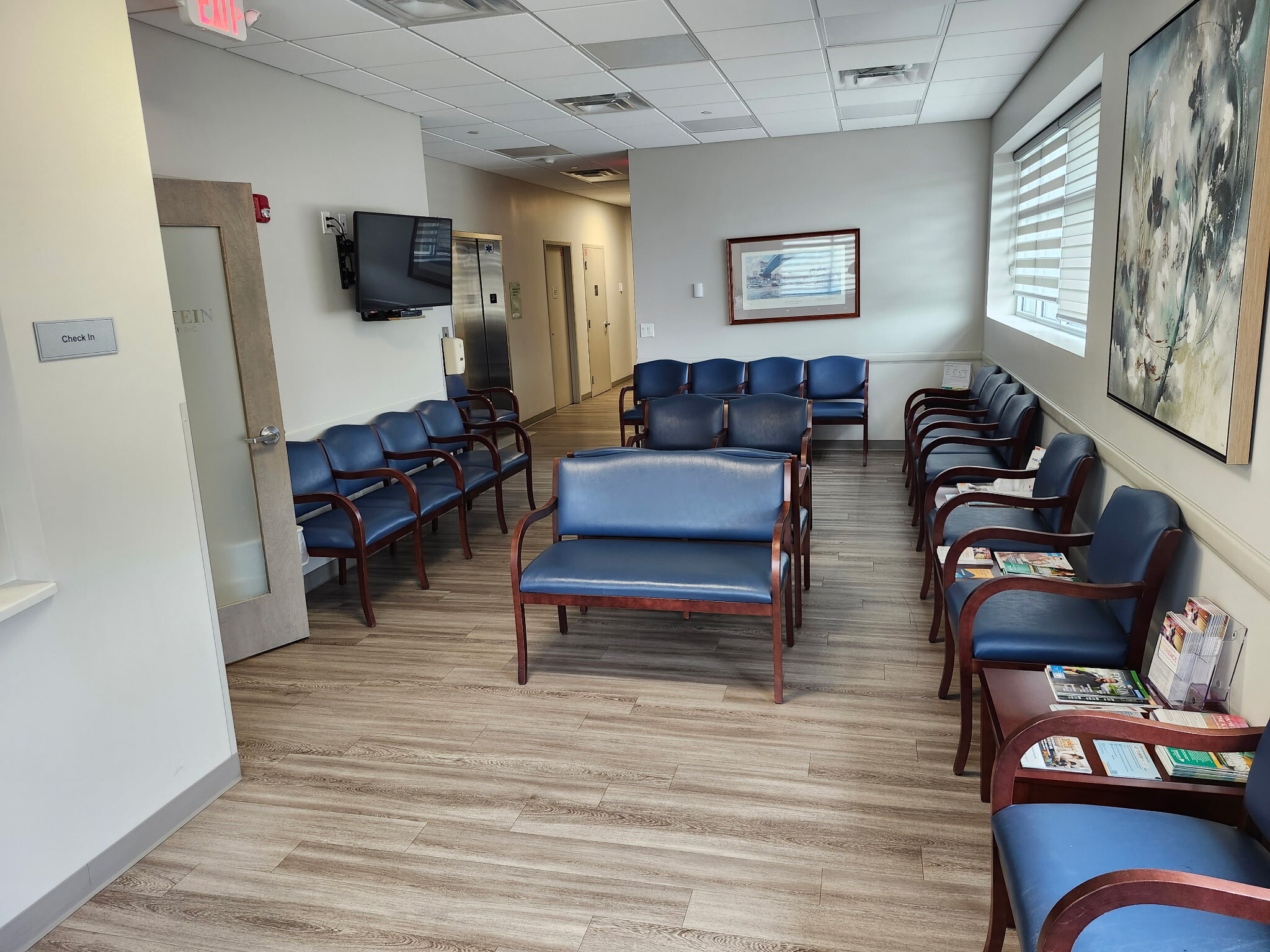 4665 E Galbraith Rd, Cincinnati, OH for lease Building Photo- Image 1 of 11