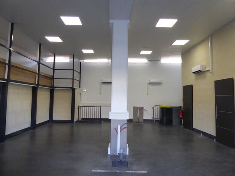 Rue Abraham Bloch, Lyon for lease - Interior Photo - Image 1 of 9