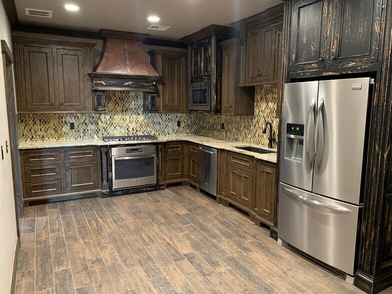 395 NE 31st St, Newcastle, OK à louer - Photo intérieure - Image 3 de 5