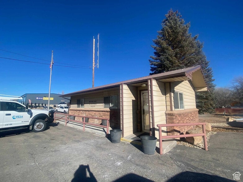 184 Center st, Duchesne, UT for sale - Building Photo - Image 3 of 20