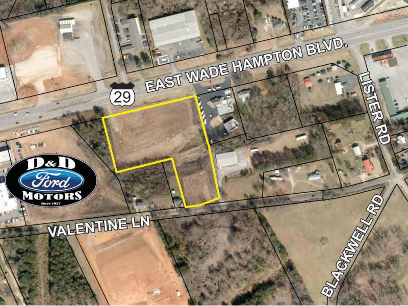 13585 E Wade Hampton Blvd, Greer, SC à vendre Photo du bâtiment- Image 1 de 2