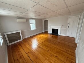 231 Bussey St, Dedham, MA for lease Interior Photo- Image 1 of 4