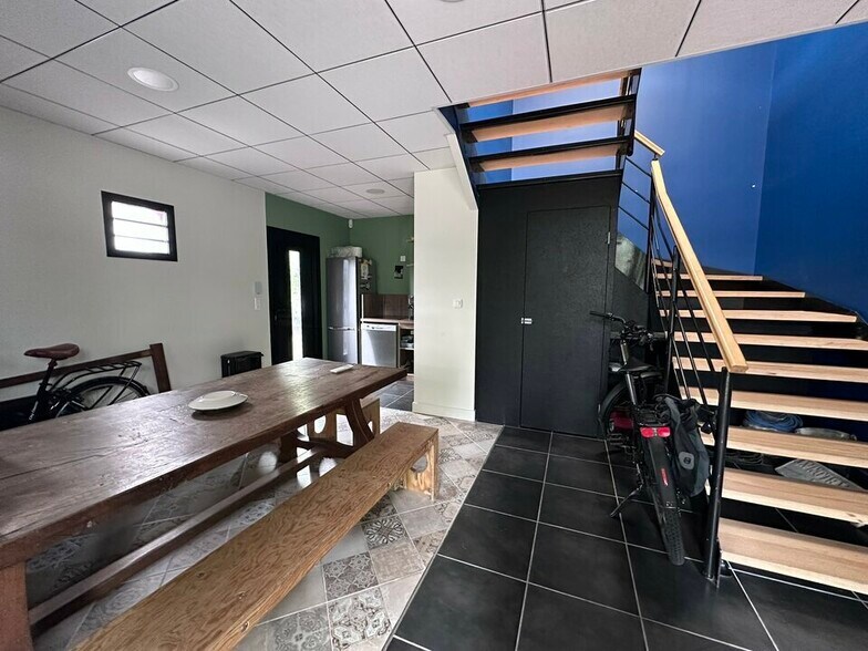 Flex in Floirac for sale - Interior Photo - Image 1 of 5