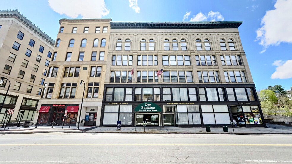 300-310 Main St, Worcester, MA à louer - Photo du bâtiment - Image 2 de 10