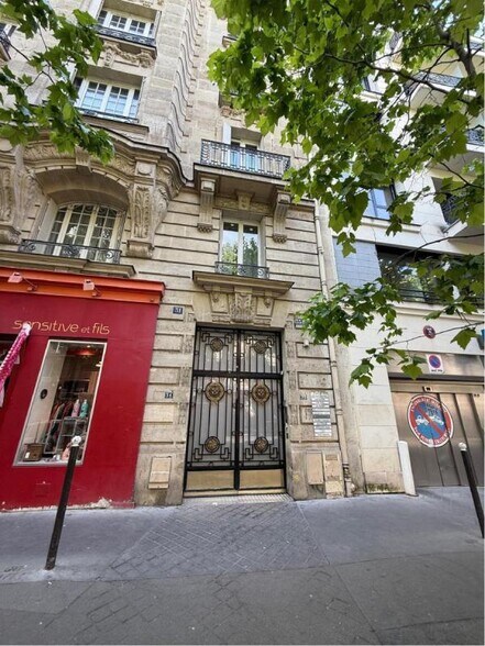 31 Rue Faidherbe, Paris à louer - Photo du bâtiment - Image 2 de 20