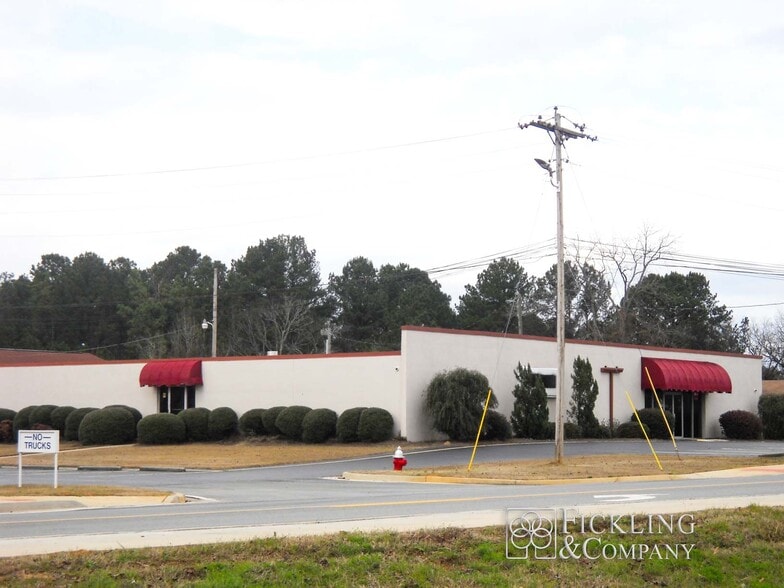949 Carl Vison Parkway, Centerville, GA for lease - Building Photo - Image 1 of 5