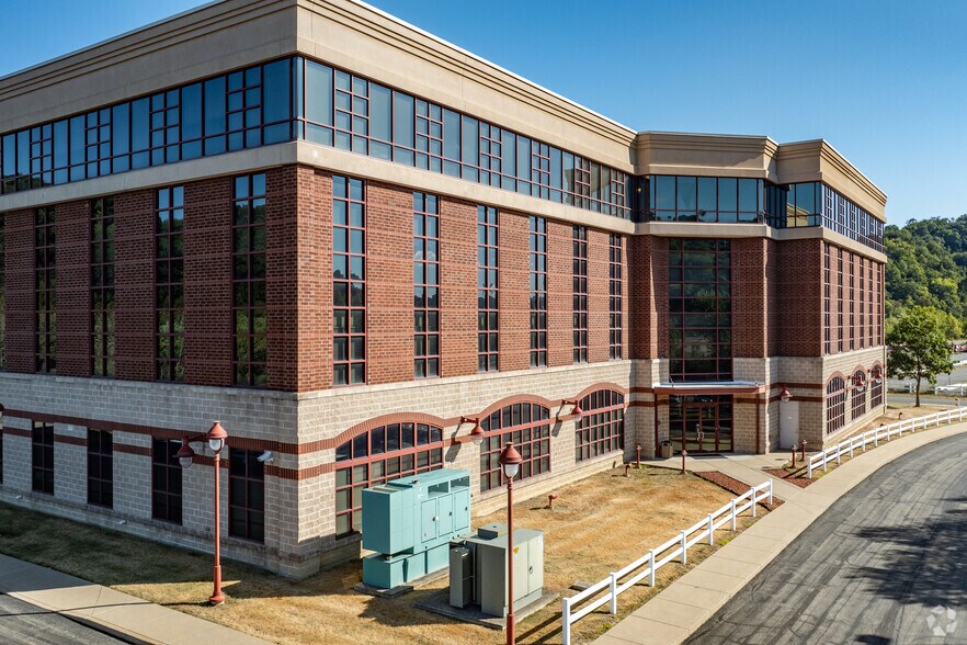 1200 Maronda Way, Monessen, PA à louer - Aérien - Image 2 de 4