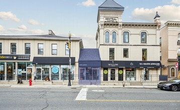 93-101 King St W, Hamilton, ON à louer Photo du bâtiment- Image 1 de 9