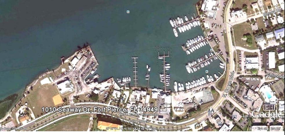 1004-1010 Seaway Dr, Fort Pierce, FL for sale - Building Photo - Image 3 of 16