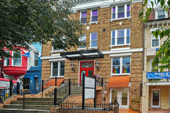 1638 R St NW, Washington, DC à louer - Photo du bâtiment - Image 1 de 5