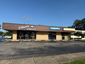 798 Downtowner Blvd, Mobile, AL for lease Interior Photo- Image 1 of 6