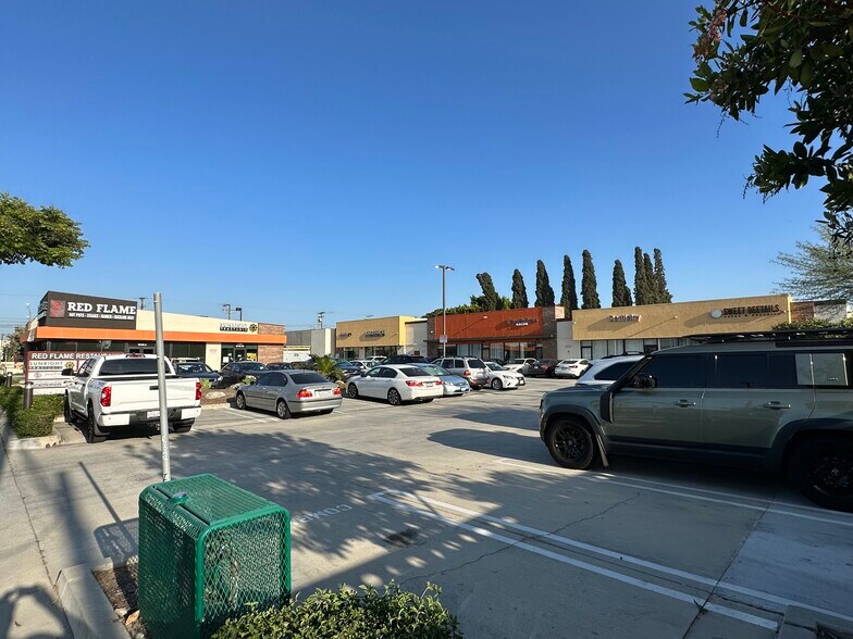 12146 South St, Artesia, CA à louer - Photo du bâtiment - Image 3 de 7