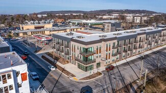 Plus de détails pour 627 Emma ave, Springdale, AR - Bureau/Commerce de détail à louer