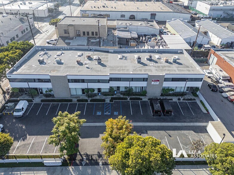 620 W 16th St, Long Beach, CA à louer - Photo du bâtiment - Image 2 de 22