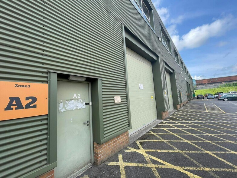 Knowles Ln, Bradford à louer - Photo du bâtiment - Image 3 de 7