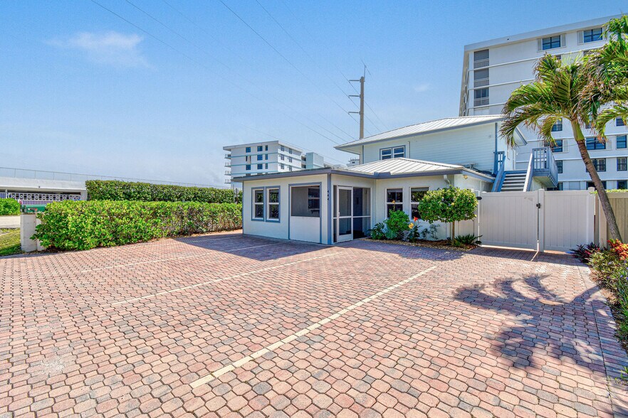 444 Zephyr Way, Juno Beach, FL à vendre - Photo du bâtiment - Image 2 de 43