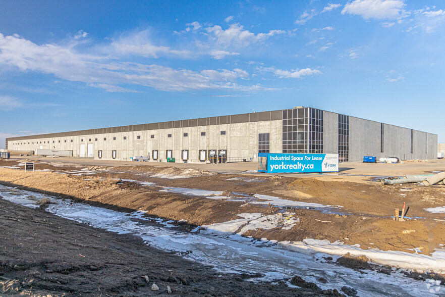 3260 16 St, Nisku, AB for lease - Building Photo - Image 1 of 2