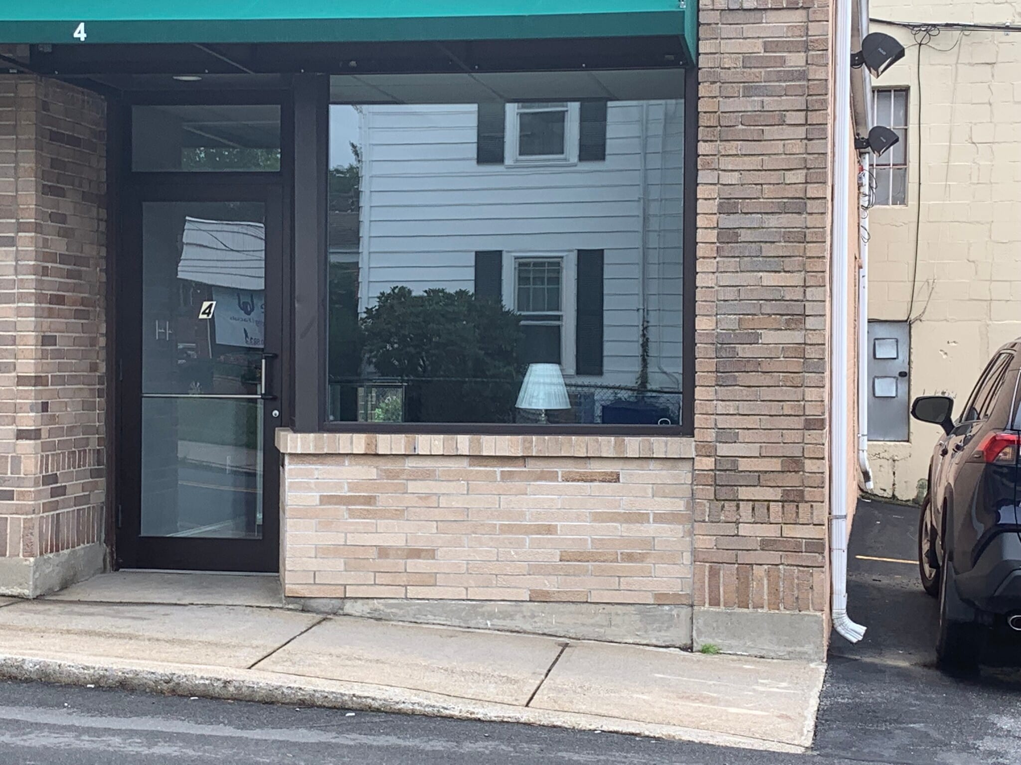 4 Bow St, Lexington, MA for lease Primary Photo- Image 1 of 8