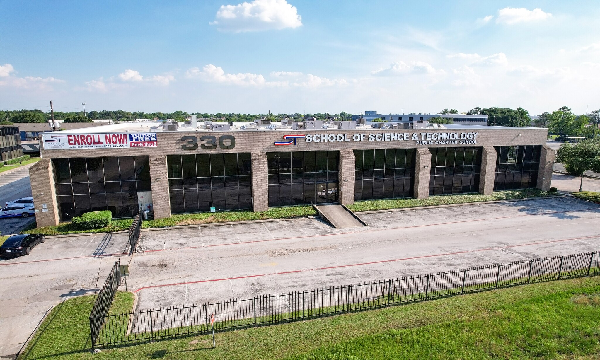 330 N Sam Houston Pky E, Houston, TX for sale Building Photo- Image 1 of 1