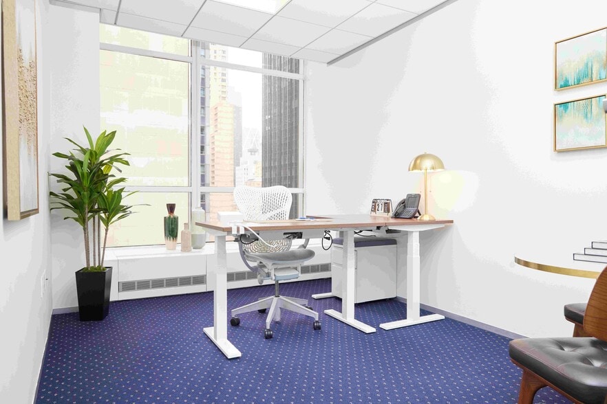 1330 Avenue of the Americas, New York, NY for lease - Interior Photo - Image 3 of 15