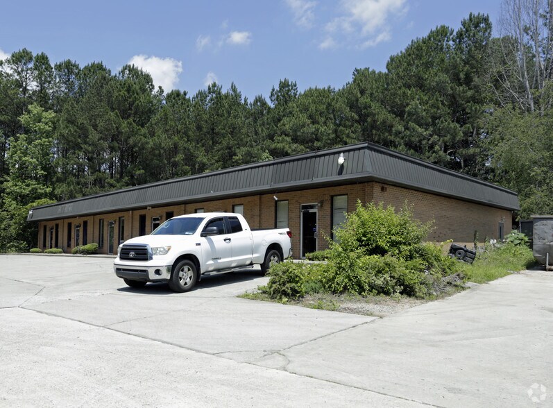 100-158 Rainbow Way, Fayetteville, GA à louer - Photo du bâtiment - Image 2 de 3