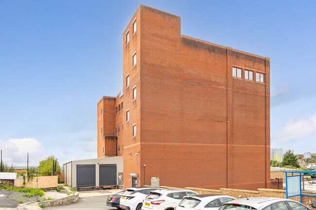 More details for 19 Dolly Ln, Leeds - Industrial for Lease