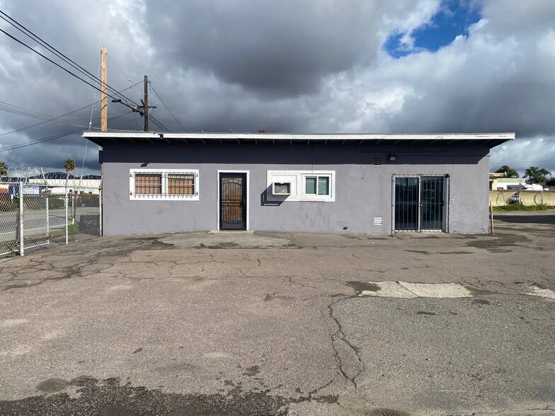 430 Olive Ave, Vista, CA for sale - Building Photo - Image 1 of 1