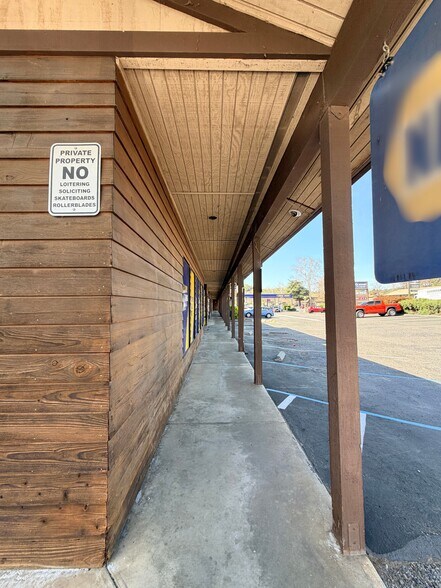 35335-35297 Highway 41, Coarsegold, CA à louer - Photo du bâtiment - Image 3 de 14