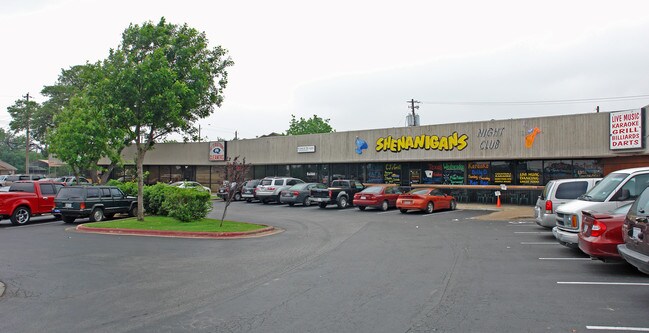 Plus de détails pour 13233 Pond Springs Rd, Austin, TX - Commerce de détail à vendre