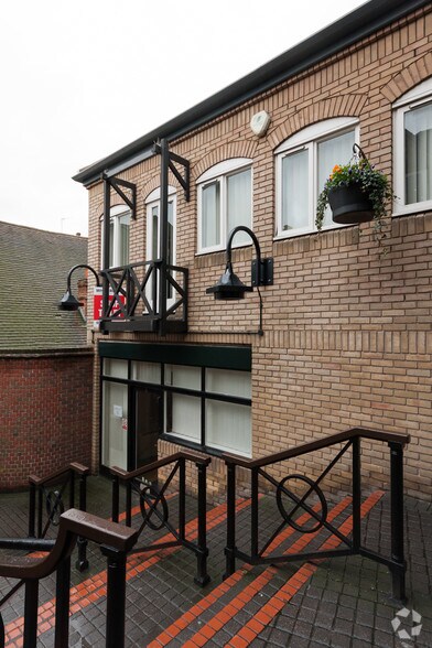 2 St Johns Wynd, Colchester à louer - Photo du bâtiment - Image 3 de 5