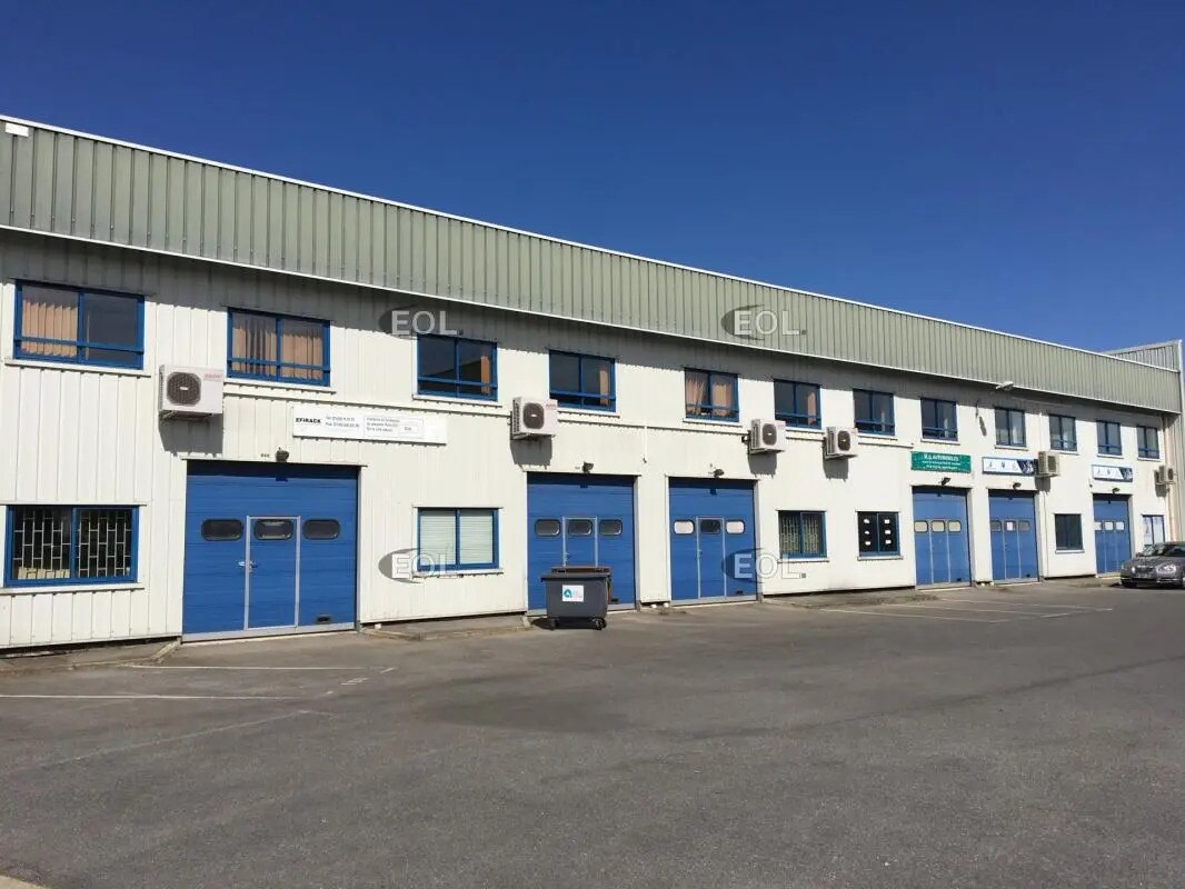 Flex dans Lisses à louer Photo du bâtiment- Image 1 de 2